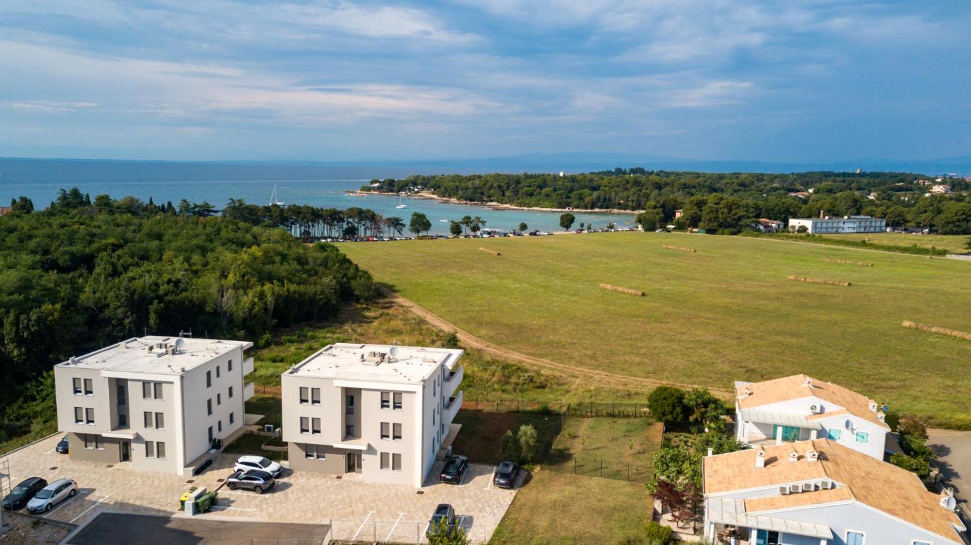 Baden Resort Basanija, Umag-With Sea View, Parking And 300M From The Beach Exteriér fotografie